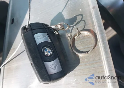 2009 BMW 135I z USA, uszkodzony, nr VIN WBAUN93529VK41117